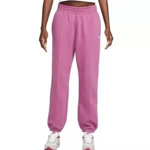 Nike Women’s Trend Essential Fleece Pants - Bordeaux